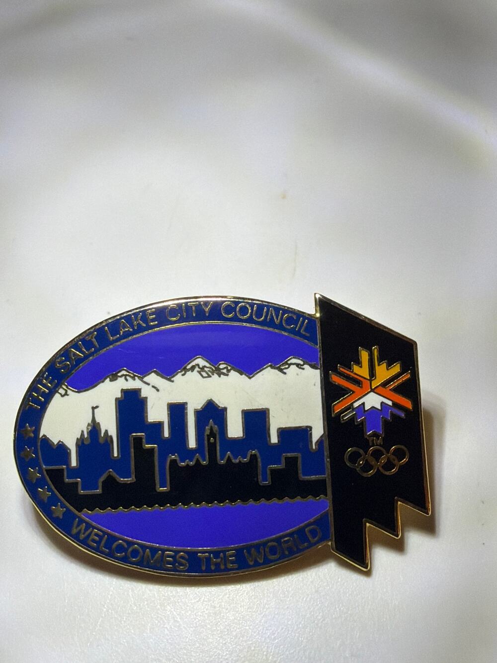 1997 Salt Lake City Council Olympic Pin SLOC Welcomes The World Aminco
